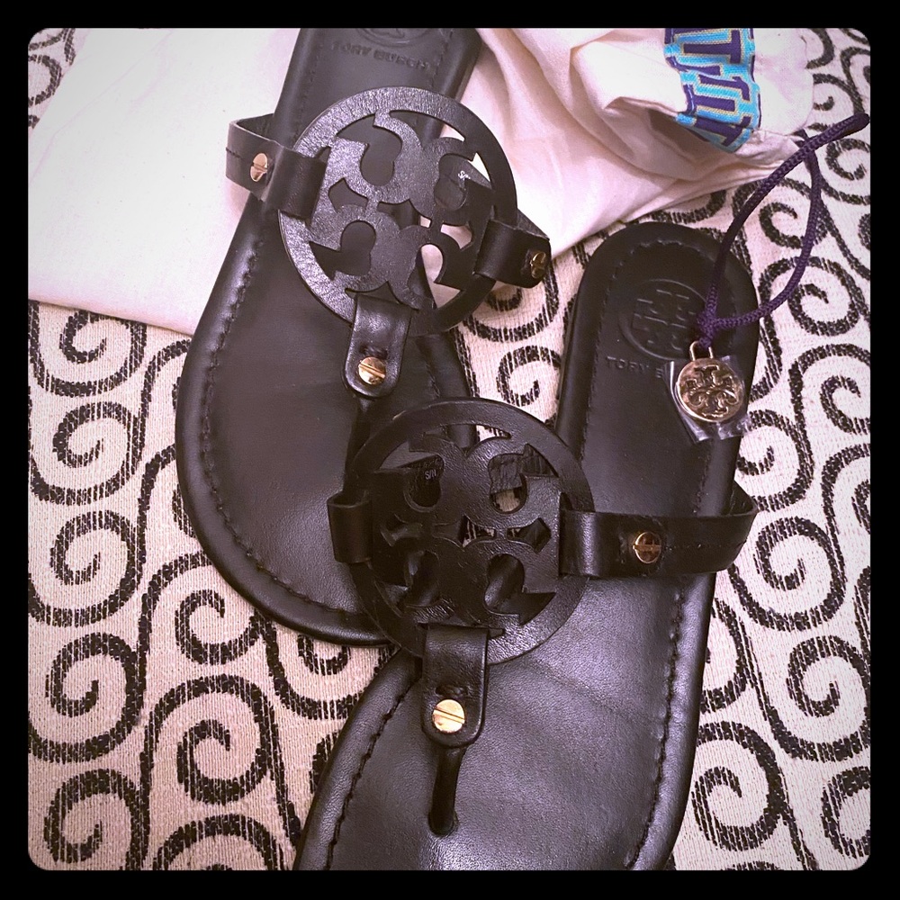 Tori Burch flat sandals